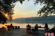 灌南“移动卧室”重塑旅行方式 “Z世代”爱上车轮上的家