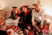 灌南中东地区忙揽中国出境游客
